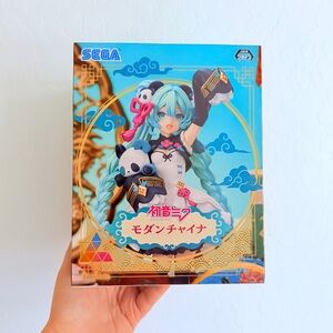 🌻NEW - Hatsune Miku SEGA Anime Figure